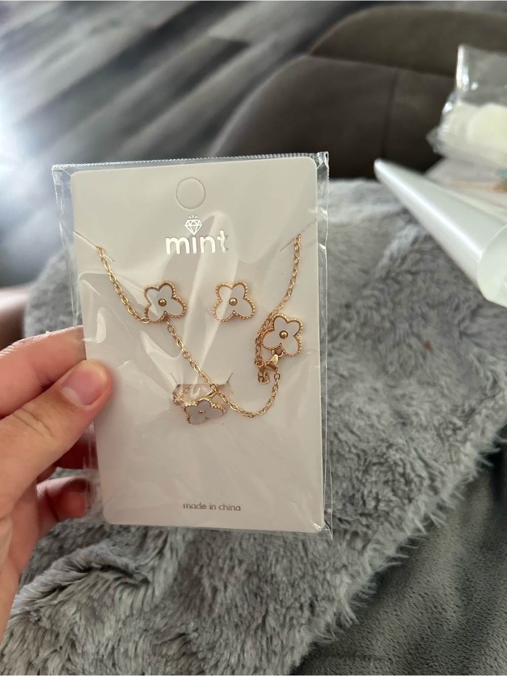4/$50 Mint clover Gold Flower Necklace Set with White Enamel Accents